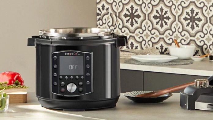 How does an Instant Pot work in 2022