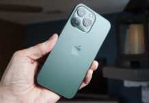 The Green Apple iPhone 13 looks like wet paint in 2022