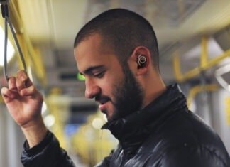 These wireless earbuds pack ANC and superb battery life at an affordable price in 2022